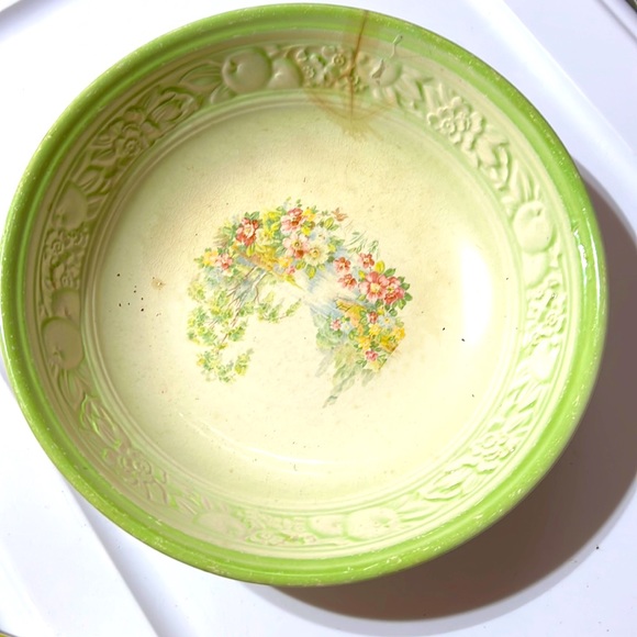 Homer Laughlin Other - Very Old Homer Laughlin Serving Bowl